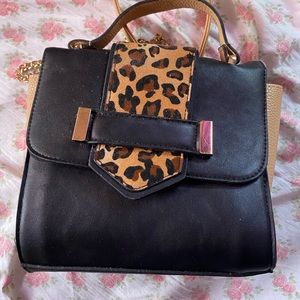 Leopard purse